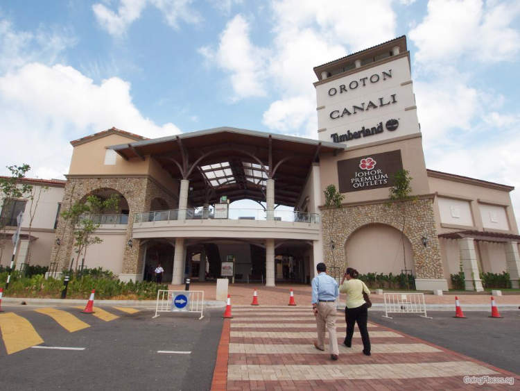 Johor Premium Outlets by GoingPlaces.SG on Flickr flic.kr/p/b7UUSV